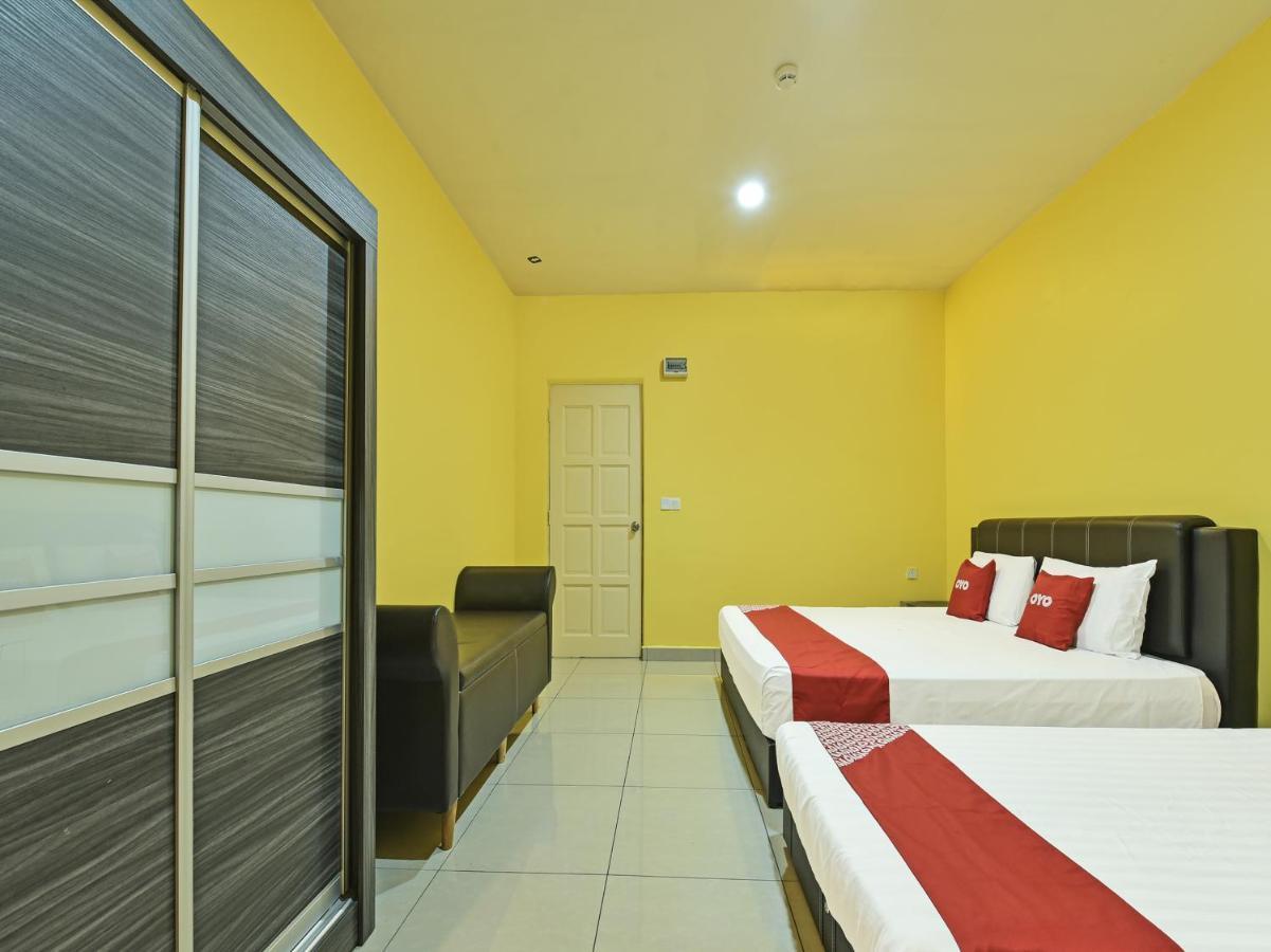 Oyo 90722 D'Puncak Hotel Cameron Highlands Exterior foto